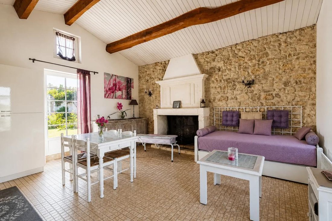 Maison à Bois, Nouvelle-Aquitaine, France 1 - 19208611
