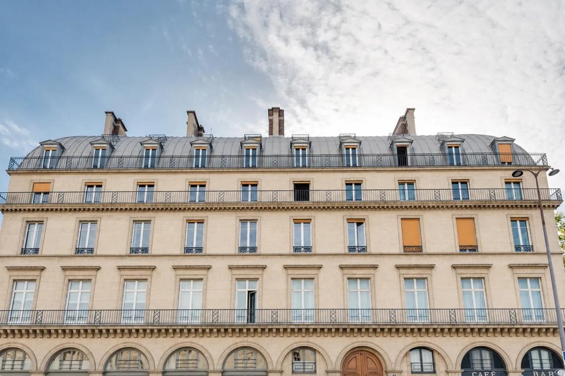 Apartment in Saint Germain l'Auxerrois, Paris 1er Arrondissement, Paris 3 - 19208141