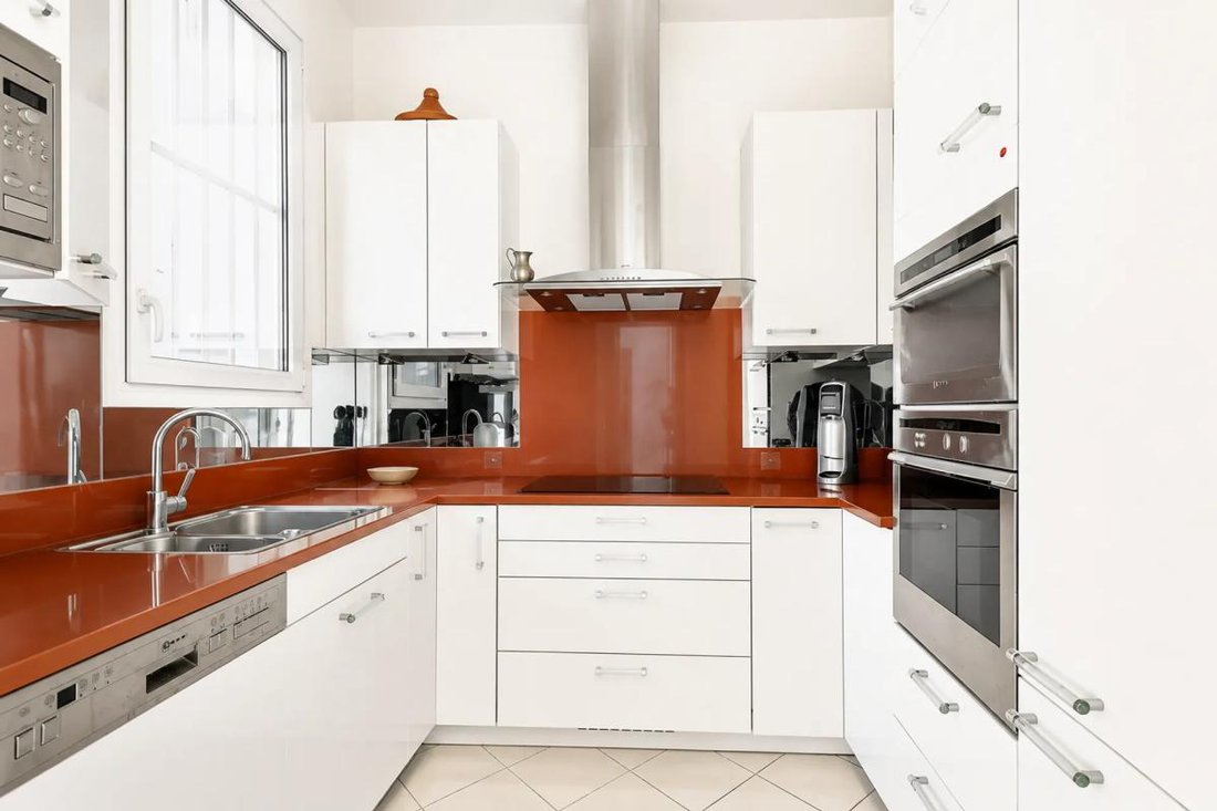 Apartment in Saint Germain l'Auxerrois, Paris 1er Arrondissement, Paris 2 - 19208141