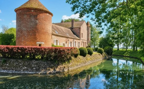 Casa en Mormant, Isla de Francia, Francia 1