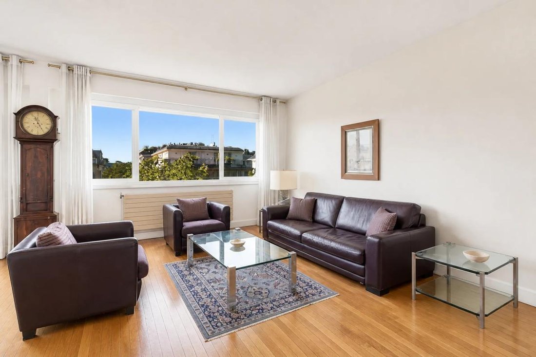Apartment in Muette Nord, Paris 16e Arrondissement, Paris 2 - 19207873