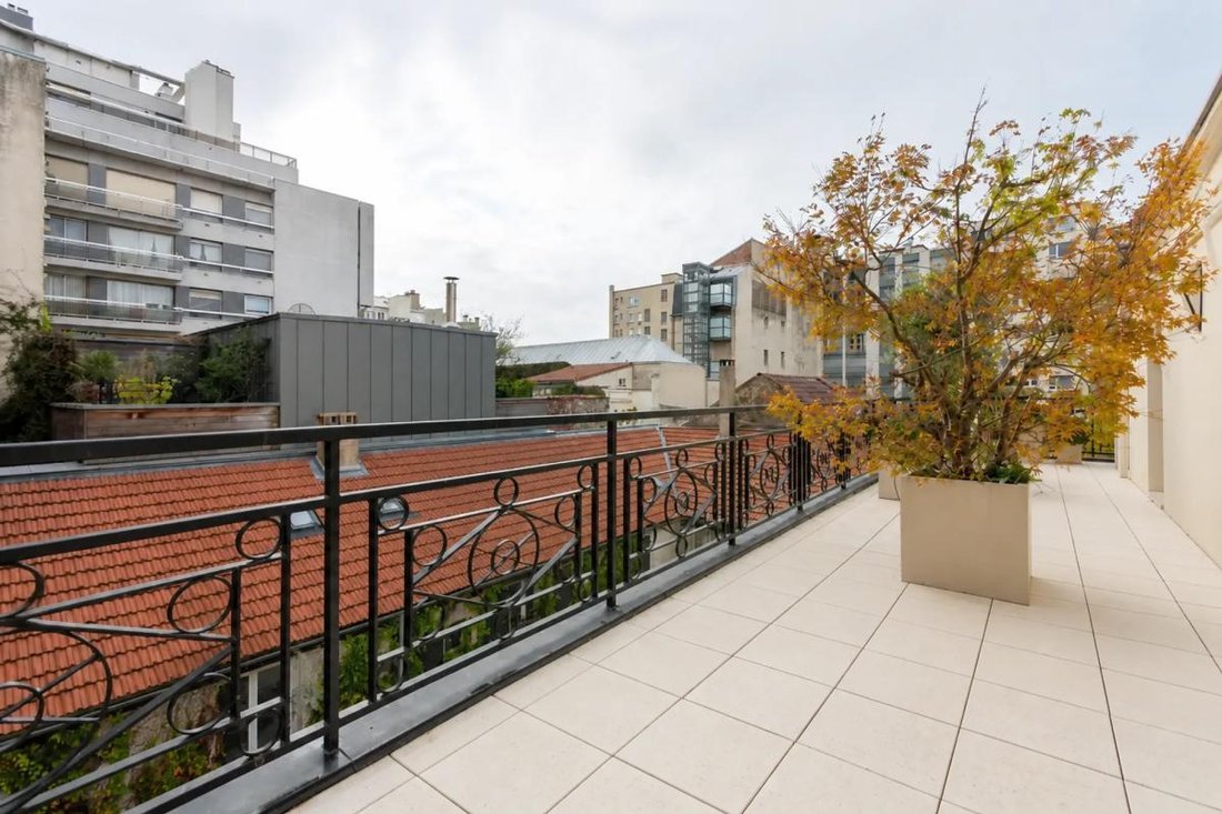 Apartment in Muette Sud, Paris 16e Arrondissement, Paris 5 - 19208873