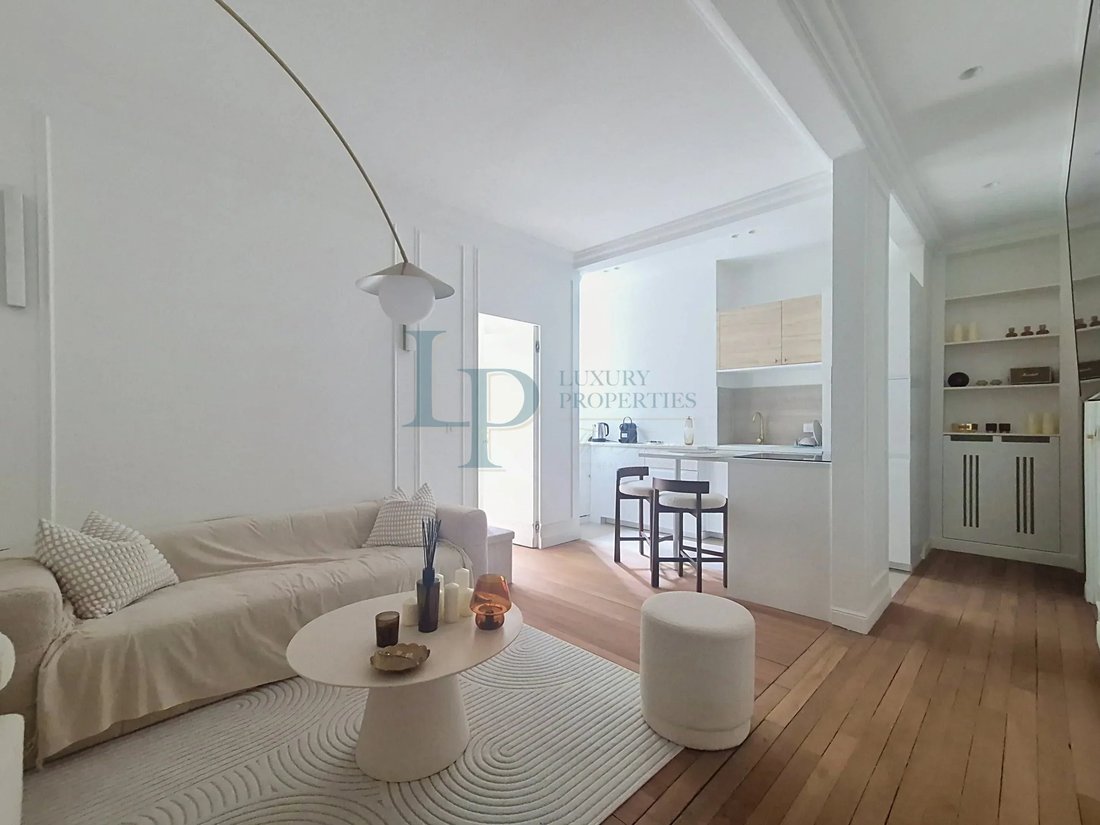 Apartment in Muette Nord, Paris 16e Arrondissement, Paris 2 - 19207106
