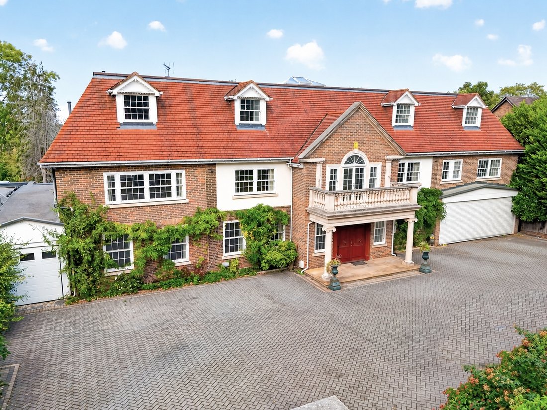 Casa in Piccolo West Hatch, Chigwell, Inghilterra 1 - 19206607
