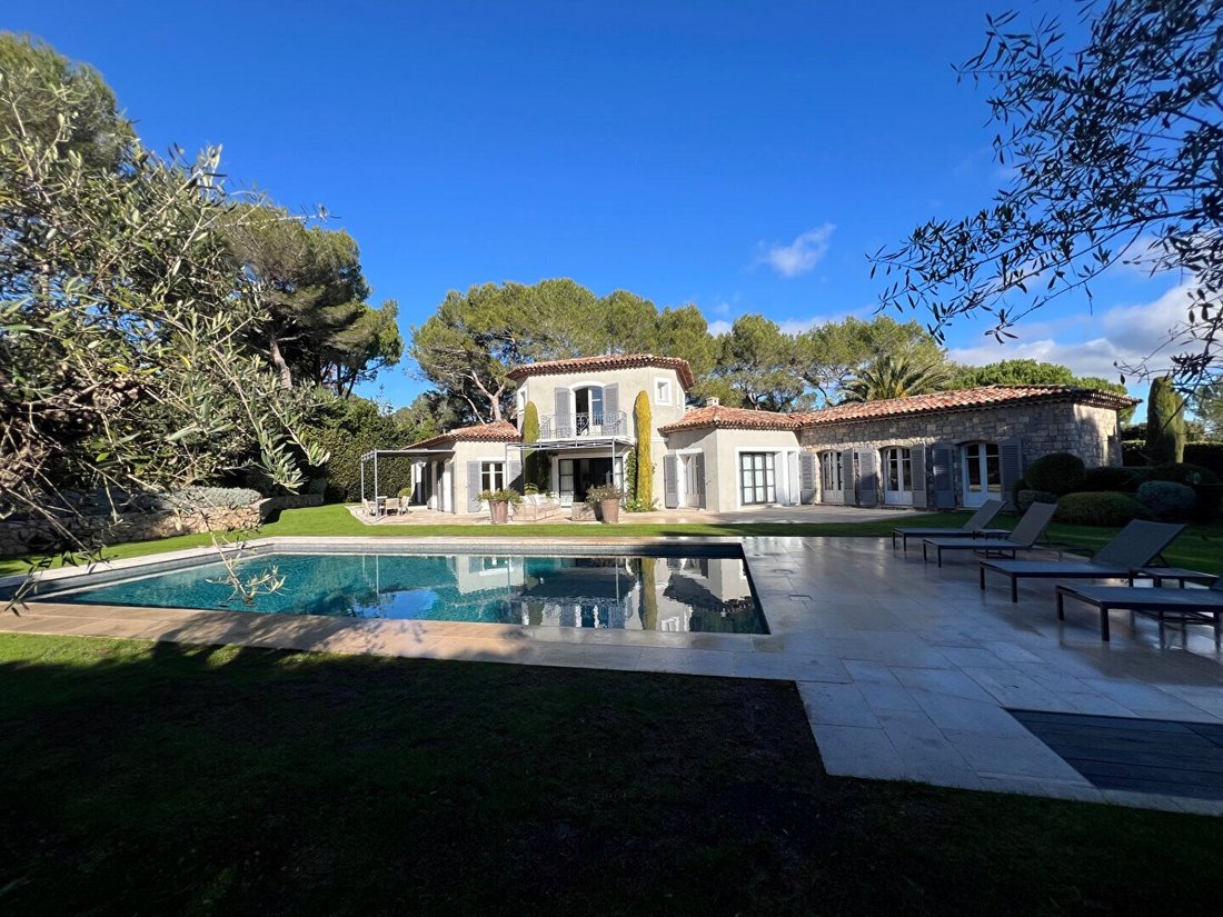 Casa a Mougins, Provenza-Alpi-Costa Azzurra, Francia 2 - 19206958