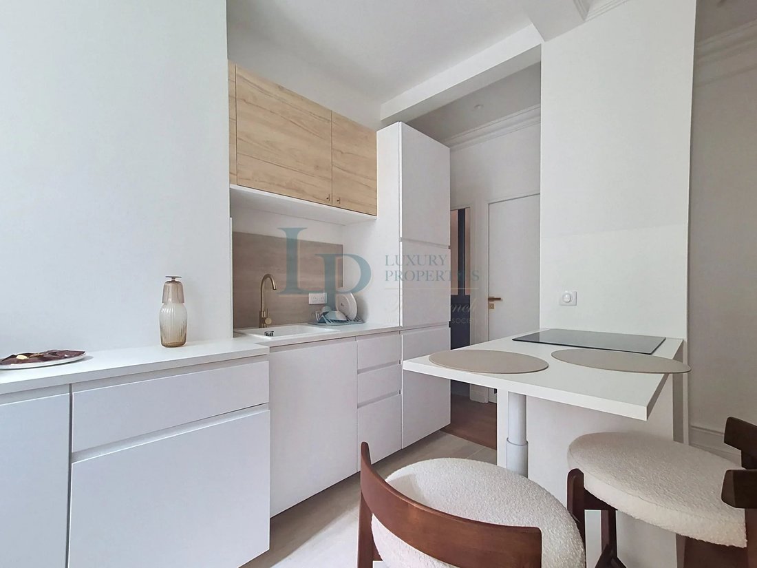 Apartment in Muette Nord, Paris 16e Arrondissement, Paris 3 - 19207106