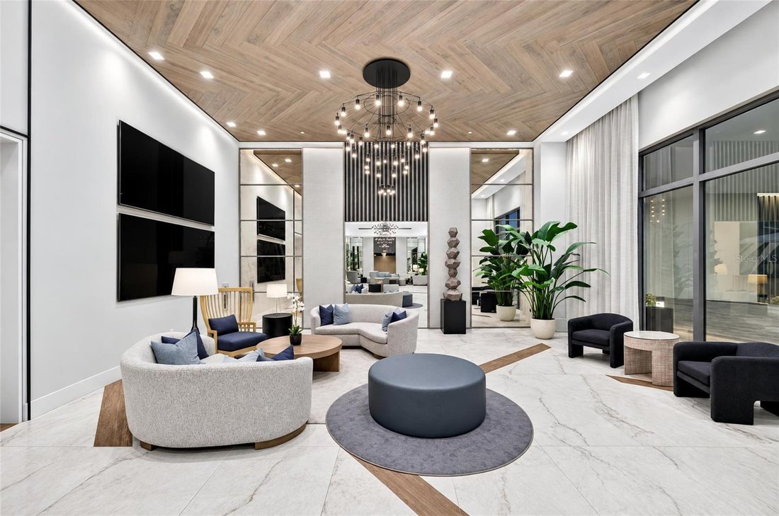 Condo in St. Petersburg, Florida, United States 5 - 19206213