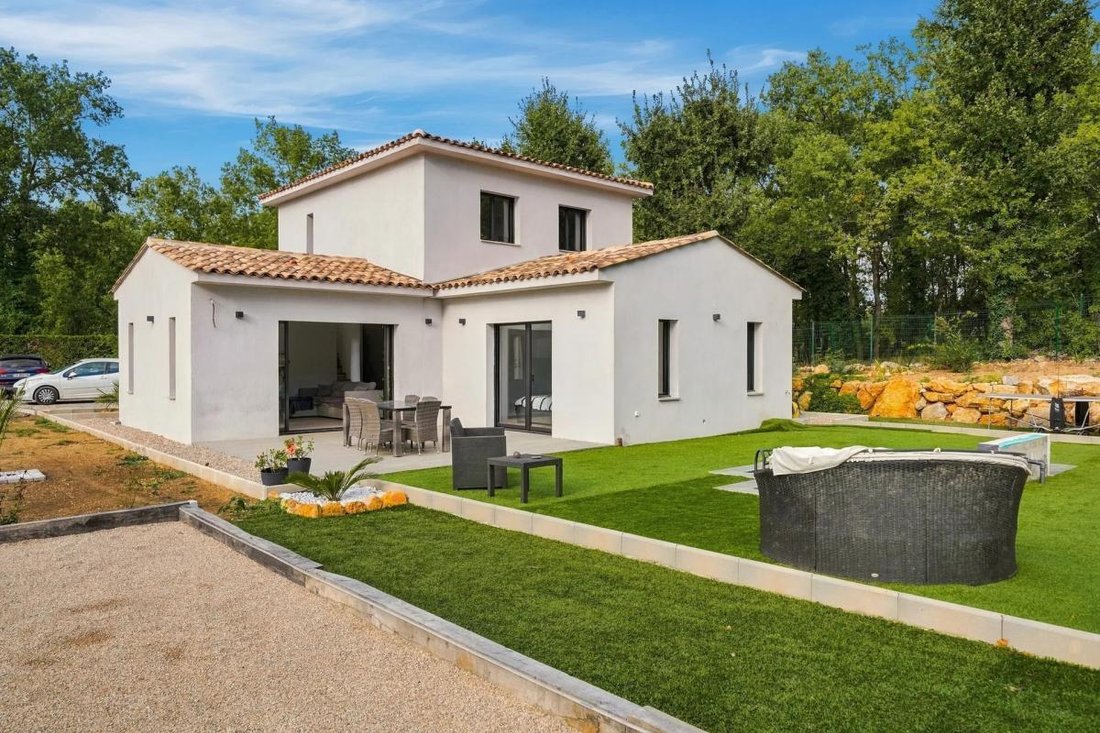 Casa en Tourrettes, Provenza-Alpes-Costa Azul, Francia 3 - 19207071