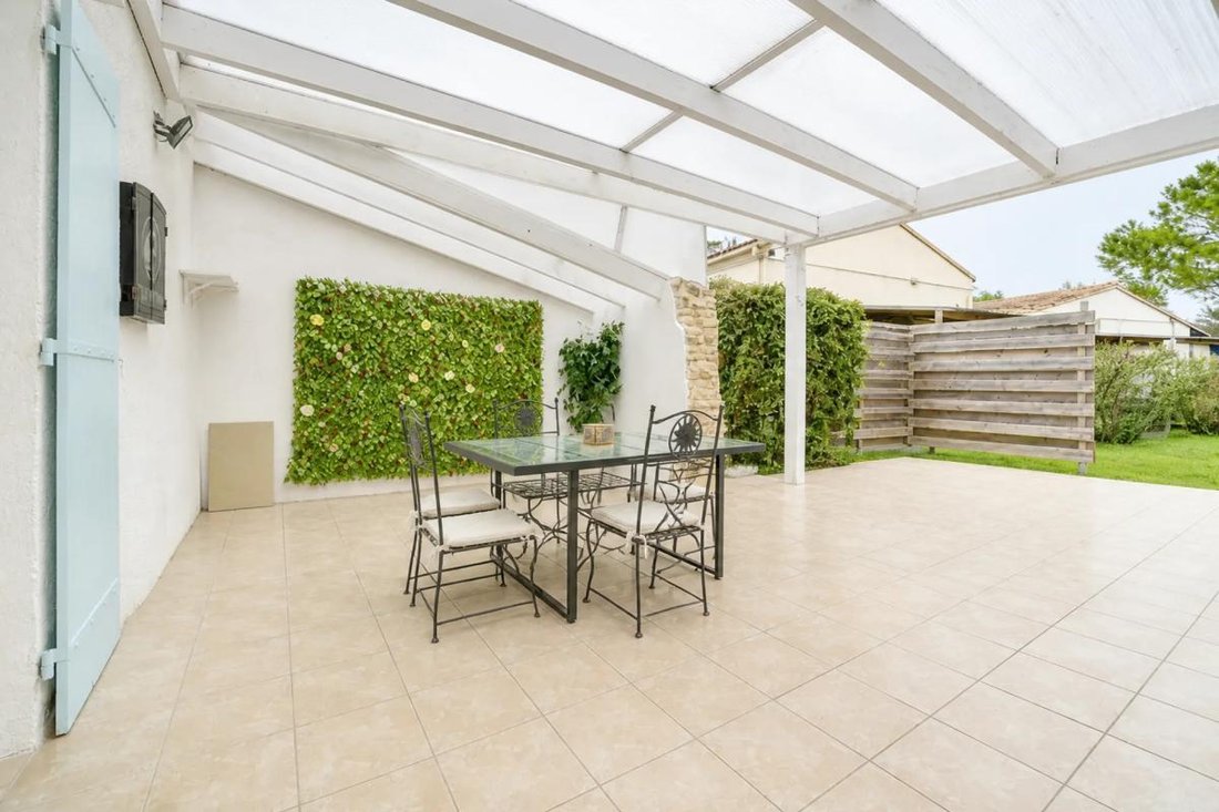 Maison à Saint-Palais-sur-Mer, Nouvelle-Aquitaine, France 2 - 19208813