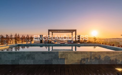 Penthouse in Estrela, Lisbon, Portugal 1