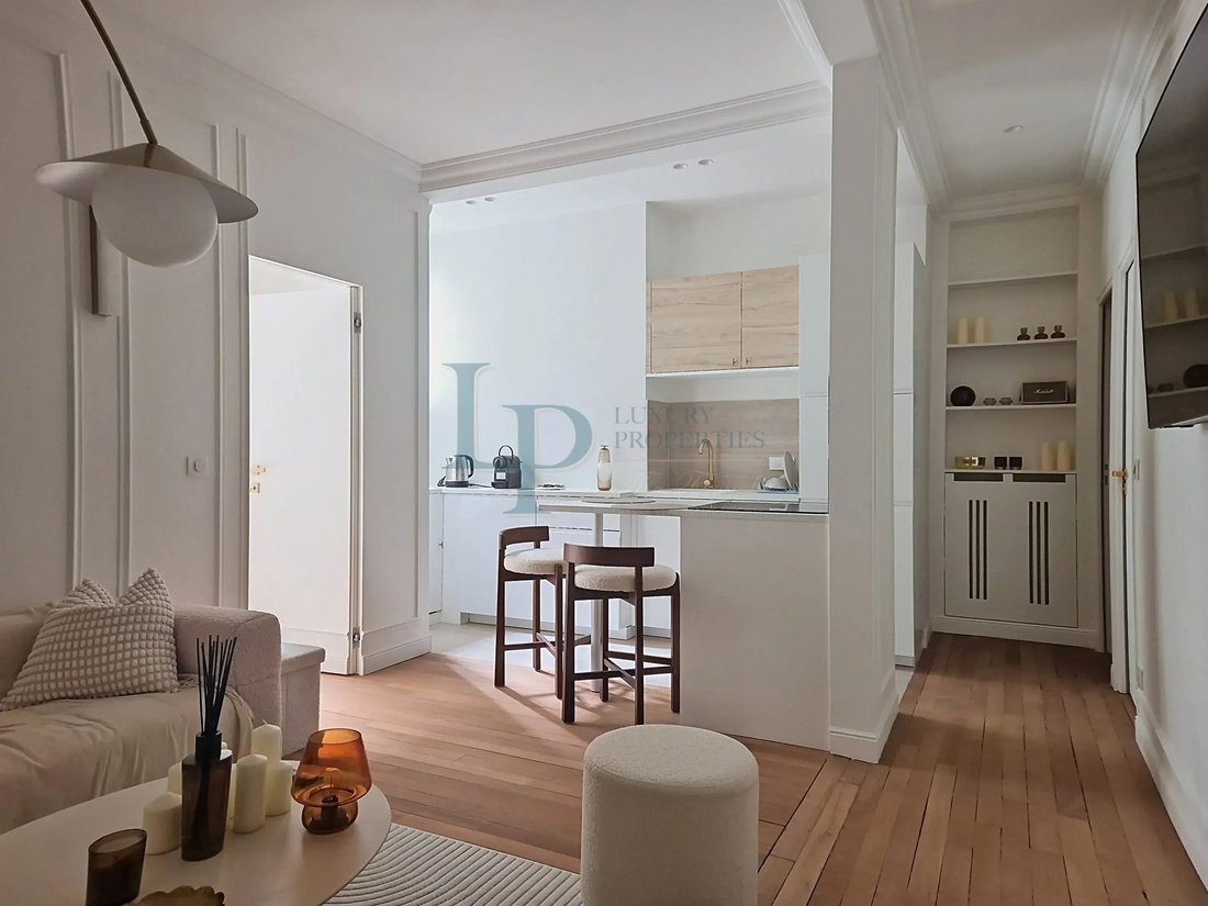 Apartment in Muette Nord, Paris 16e Arrondissement, Paris 1 - 19207106
