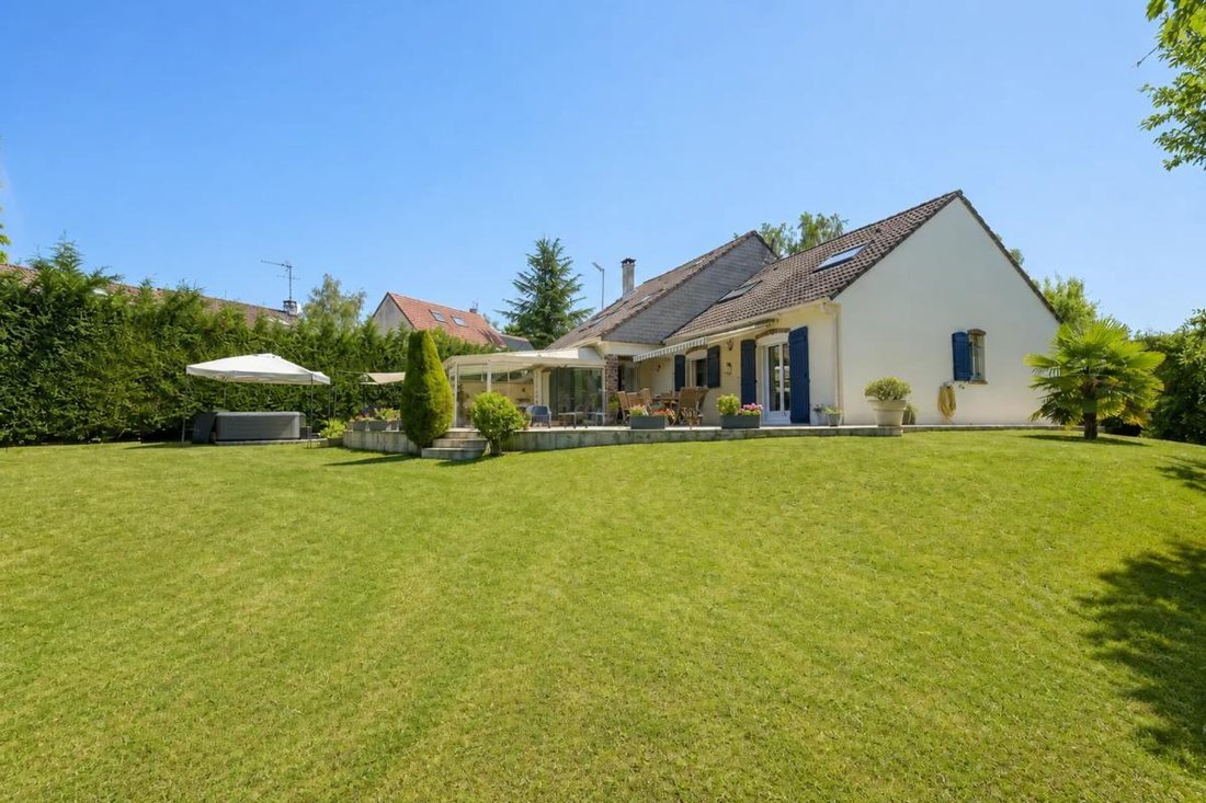 Haus in Nord Ouest, Lesigny, Frankreich 3 - 19208476