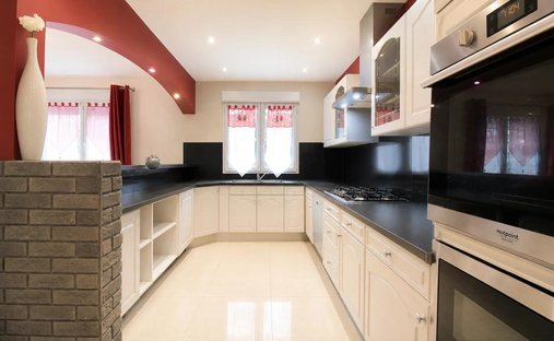 Haus in Sud Ouest, Courtry, Frankreich 1