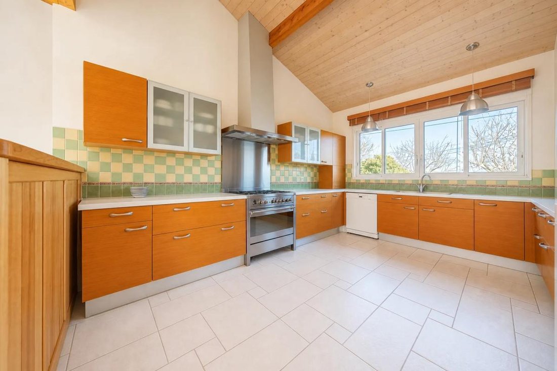 Casa en Cubzac-les-Ponts, Nueva Aquitania, Francia 4 - 19208826