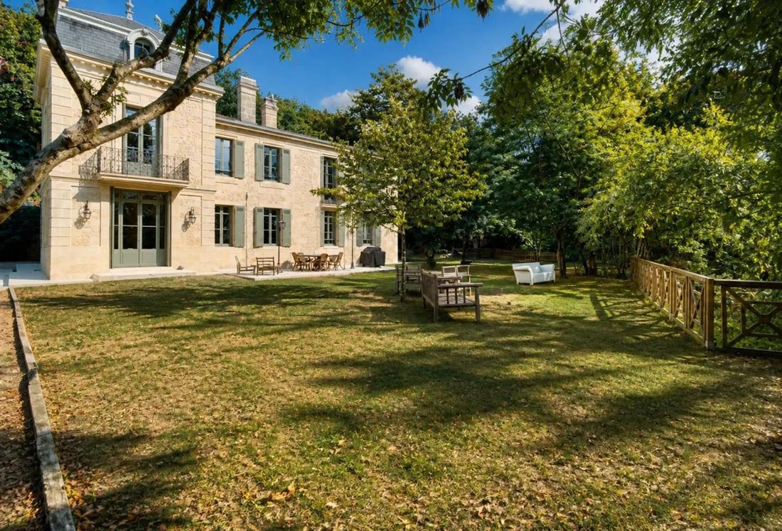 Casa en Cambes, Nueva Aquitania, Francia 1 - 19208102