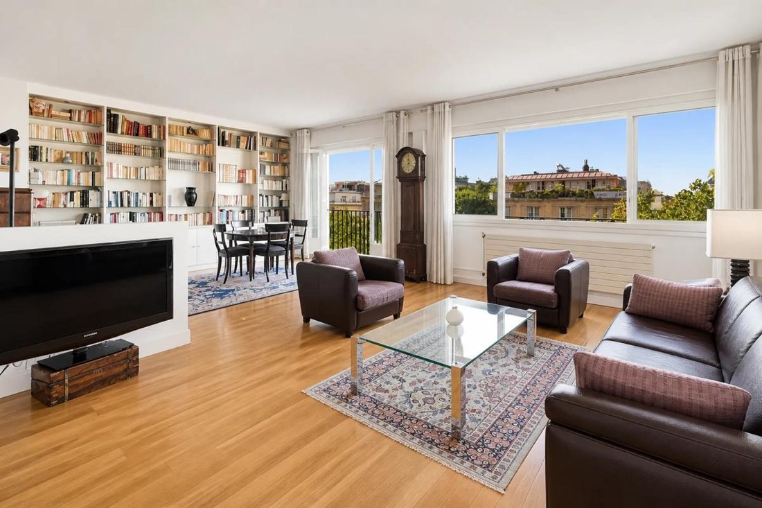 Apartment in Muette Nord, Paris 16e Arrondissement, Paris 1 - 19207873