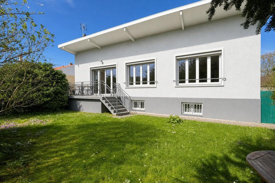 Haus in Mairie Rouxel-Sud Est, Pontault-Combault, Frankreich 2 - 19208738