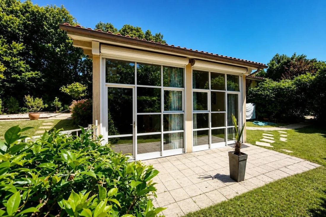 Casa en Bourg, Eysines, Francia 3 - 19208401