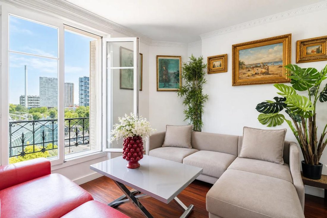 Apartment in Muette Sud, Paris 16e Arrondissement, Paris 3 - 19208394