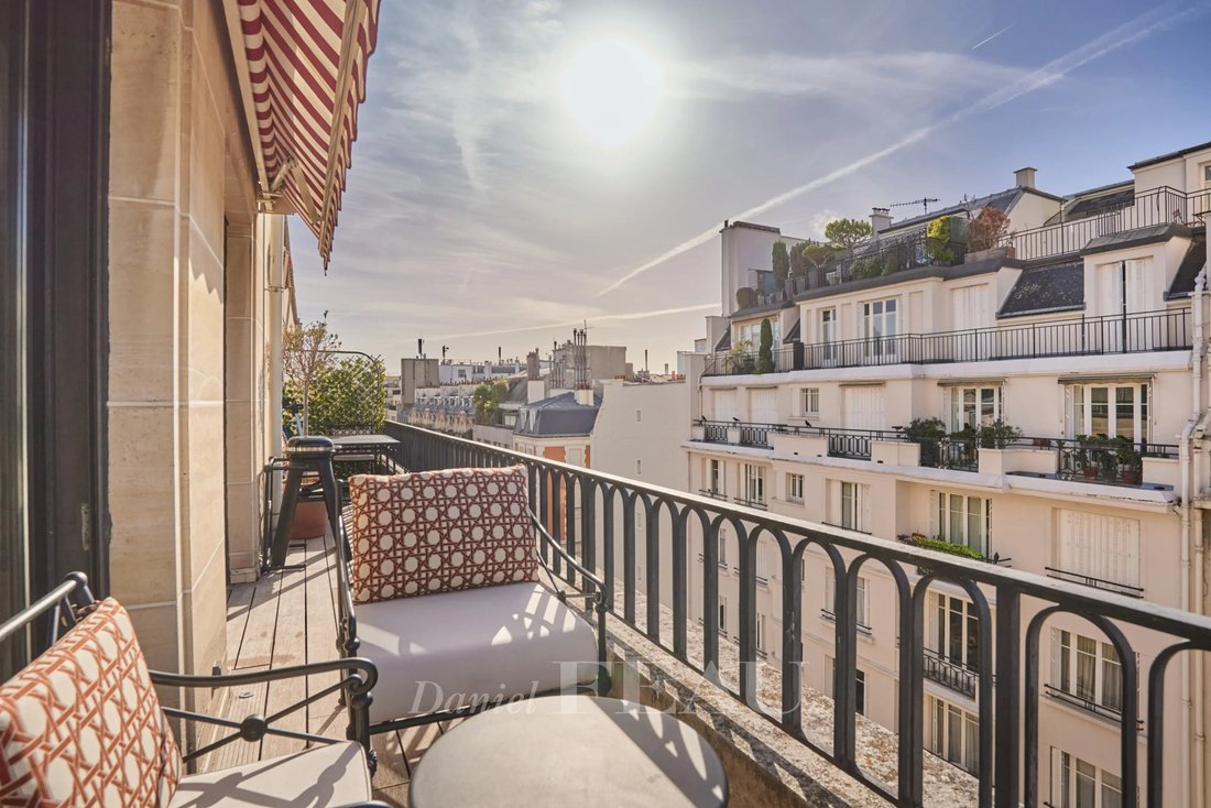 Apartment in Muette Nord, Paris 16e Arrondissement, Paris 1 - 19206874