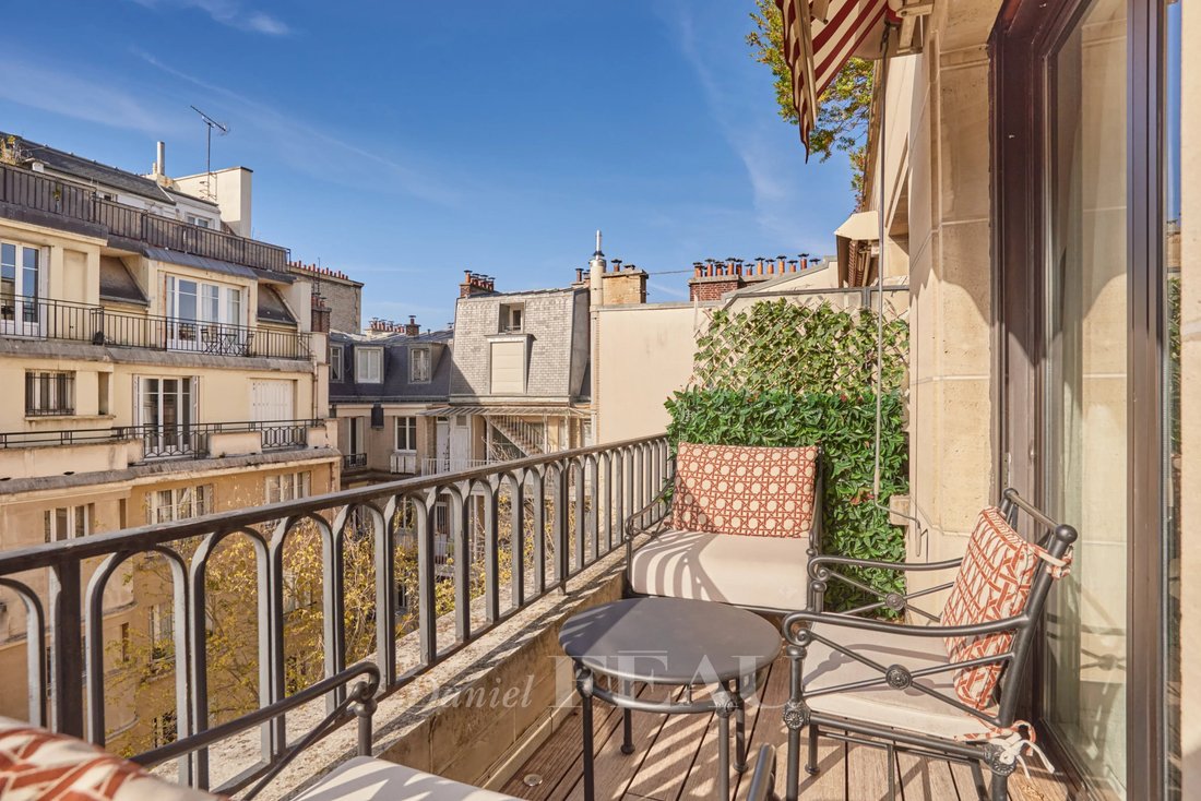 Apartment in Muette Nord, Paris 16e Arrondissement, Paris 2 - 19206874