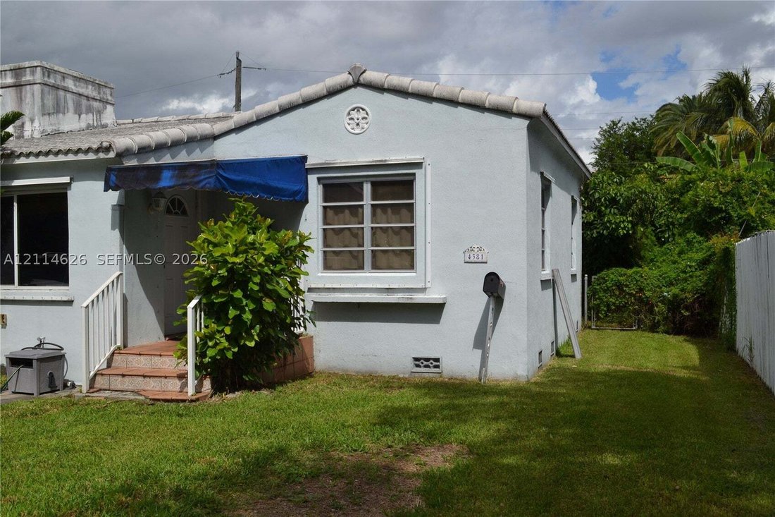 Casa a Coral Gables, Florida, Stati Uniti 1 - 19206124