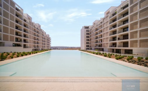 Apartamento en Santo António dos Cavaleiros, Distrito de Lisboa, Portugal 1