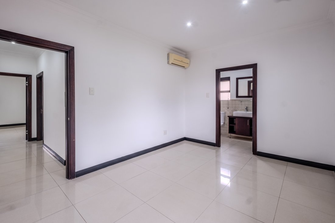 Townhouse en Municipalidad Metropolitana de eThekwini, KwaZulu-Natal, Sudáfrica 4 - 19207780