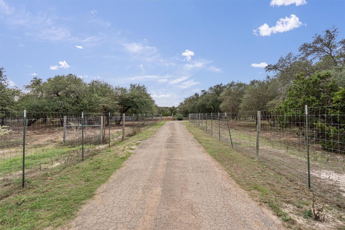 Casa a Dripping Springs, Texas, Stati Uniti 2 - 19206021