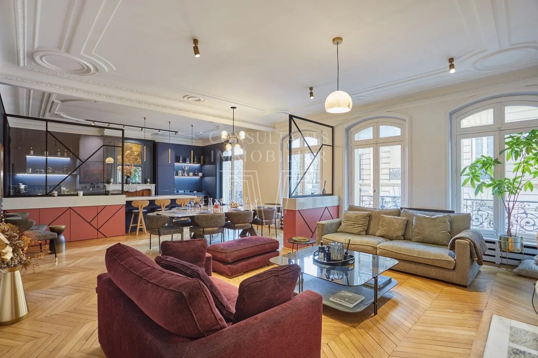 Apartment in Muette Nord, Paris 16e Arrondissement, Paris 1 - 19206760