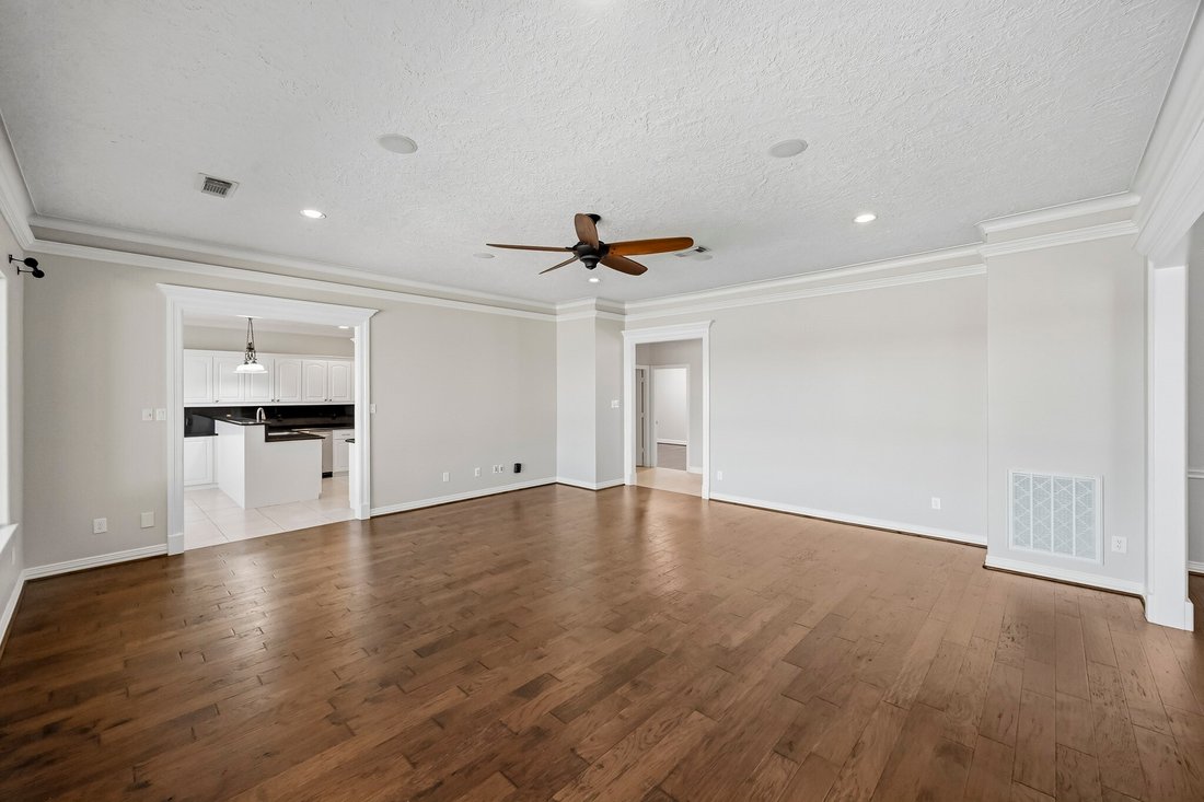 House in Willis, Texas, United States 5 - 19207583