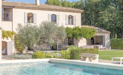 Finca en Ménerbes, Provenza-Alpes-Costa Azul, Francia 1