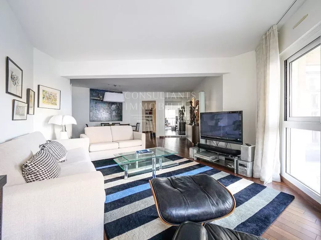 Apartment in Muette Sud, Paris 16e Arrondissement, Paris 4 - 19206782