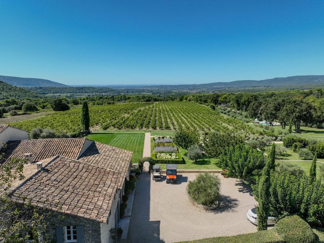 Tenuta a Ménerbes, Provenza-Alpi-Costa Azzurra, Francia 4 - 19209450