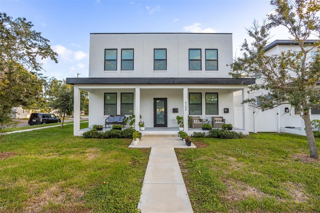 House in St. Petersburg, Florida, United States 1 - 19211072