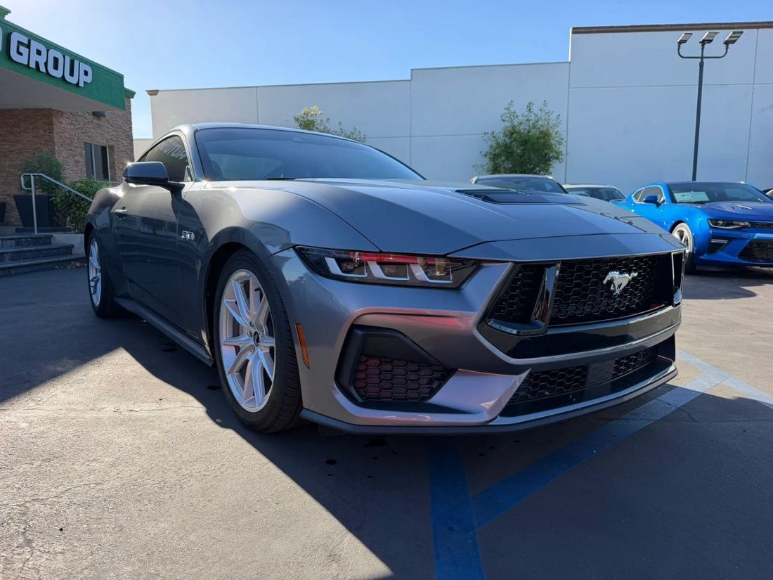 Coupe in Ontario, CA, United States 4 - 19211281