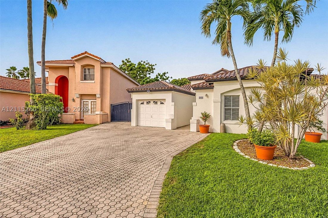 Casa en Miami, Florida, Estados Unidos 4 - 19212618