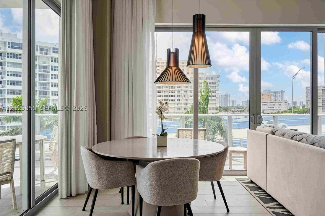 Condo in Hollywood, Florida, United States 3 - 19209887