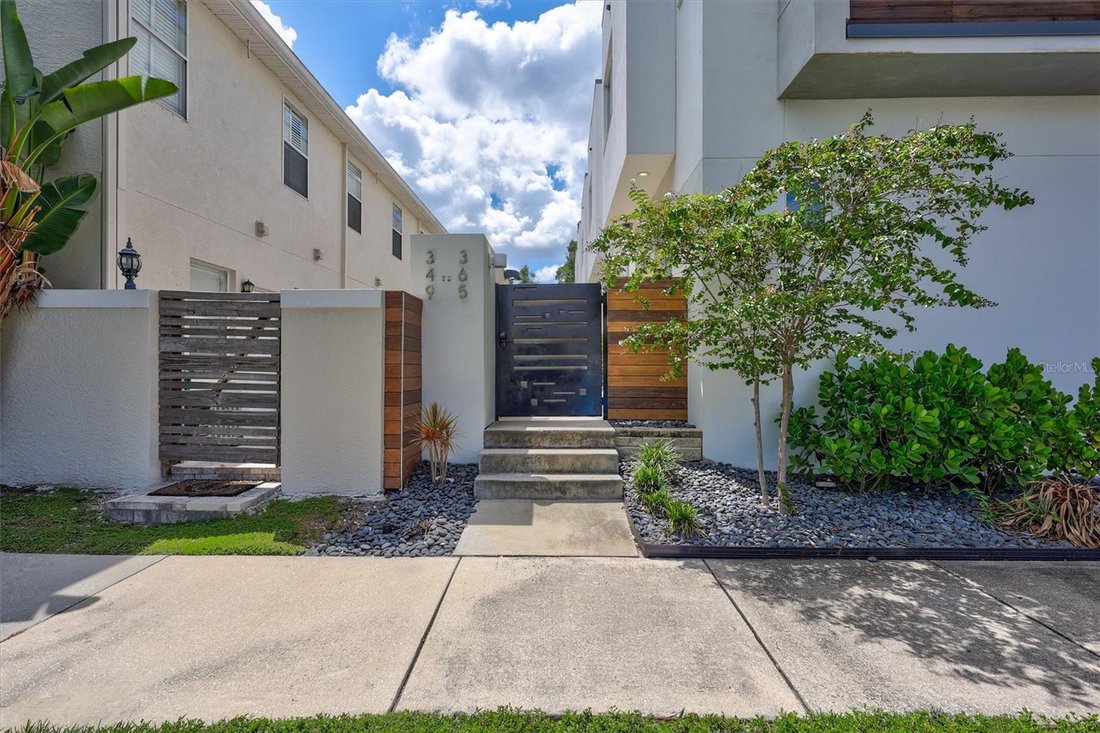 Townhouse in St. Petersburg, Florida, United States 2 - 19212613