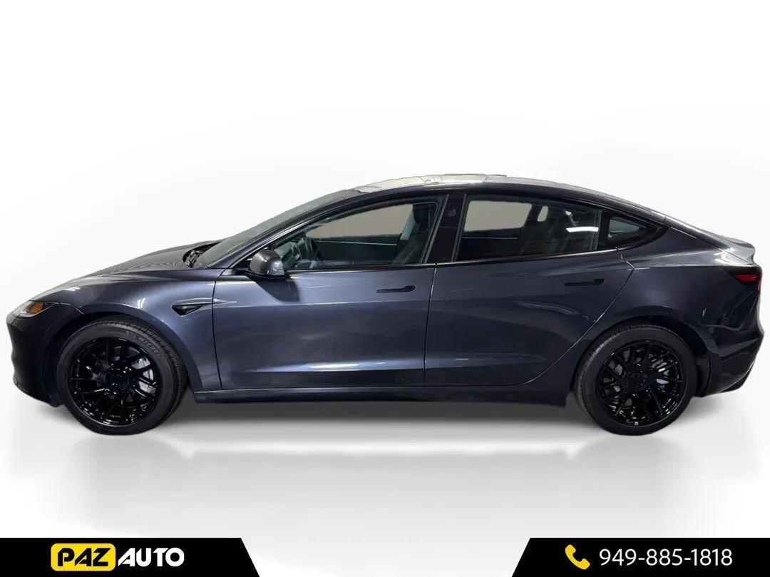 Sedan in Laguna Hills, CA, United States 2 - 19211289