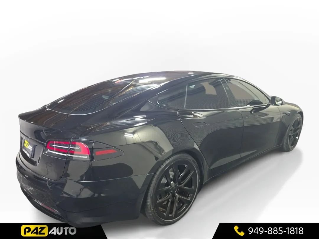 Sedan in Laguna Hills, CA, United States 5 - 19211314
