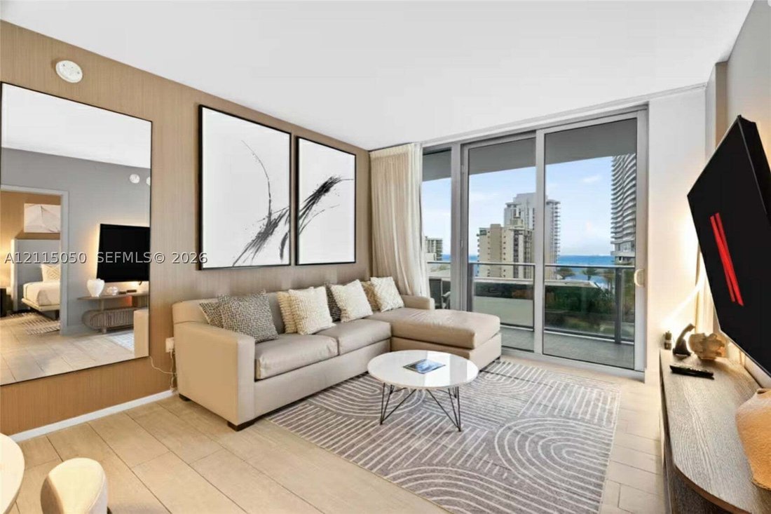 Condo in Hollywood, Florida, United States 2 - 19209887