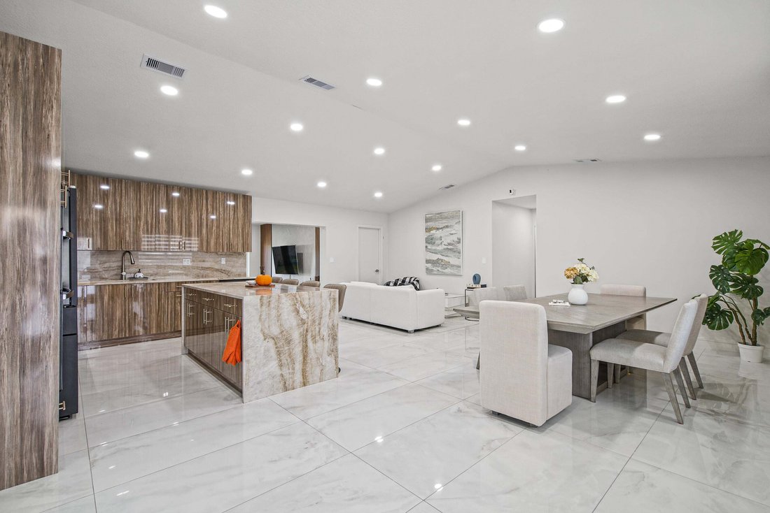 Casa a Miami, Florida, Stati Uniti 3 - 19210018