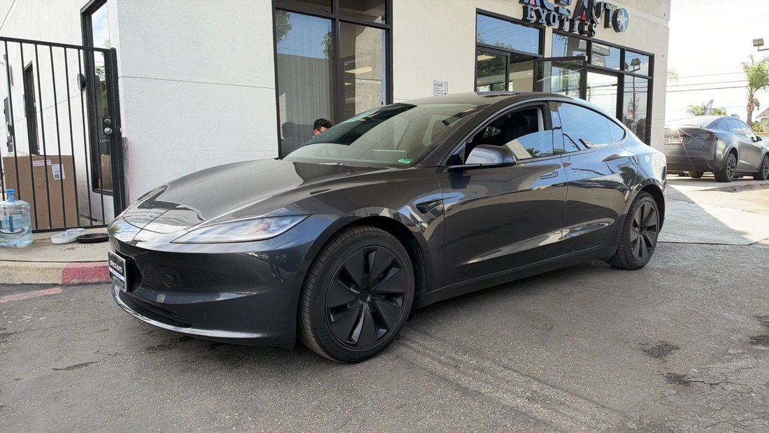 Sedan in Azusa, CA, United States 4 - 19211247