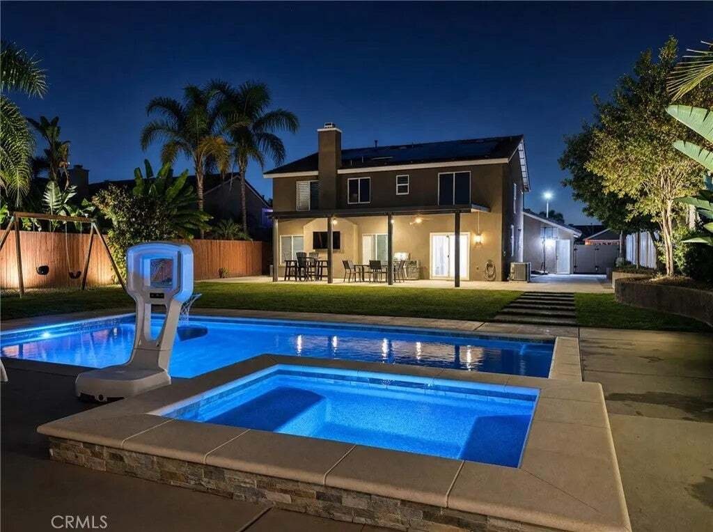 House in Corona, California, United States 4 - 19212553