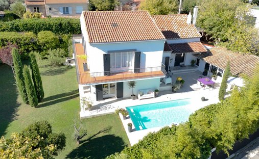 Haus in Bel Air-Jasse des Bernades La Crau-Les Barettes, Salon-de-Provence, Frankreich 1