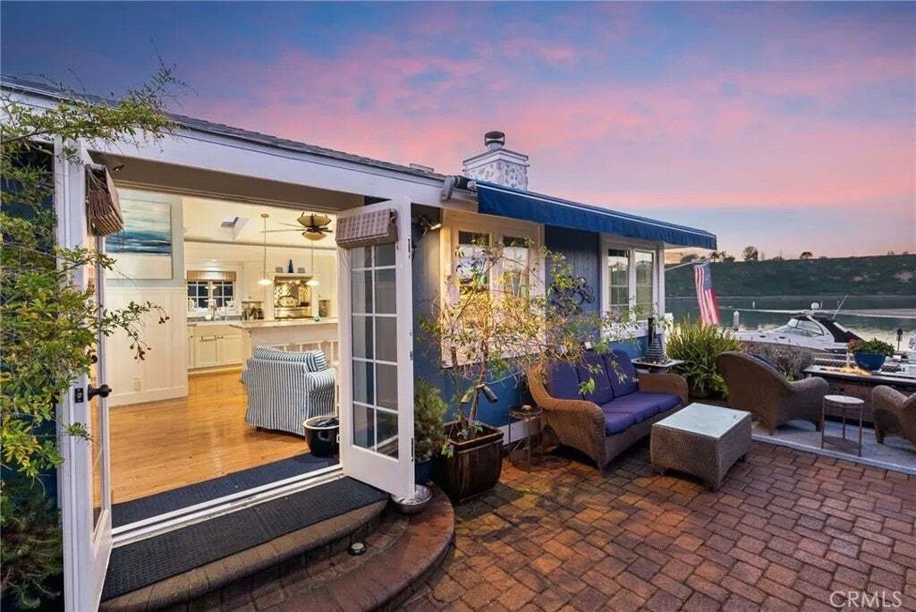 Newport Beach, California, United States 5 - 19210461