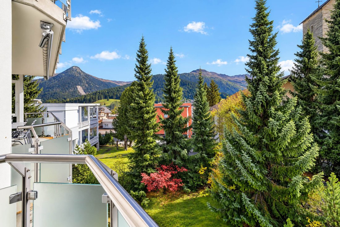 Casa a Davos, Grigioni, Svizzera 1 - 19211814
