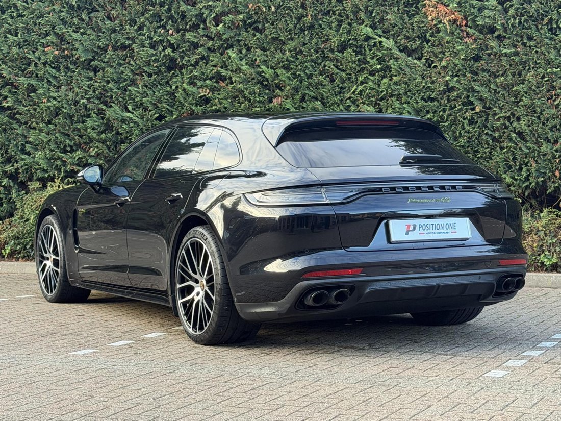 Cabriolet in Leatherhead, United Kingdom 5 - 19209187