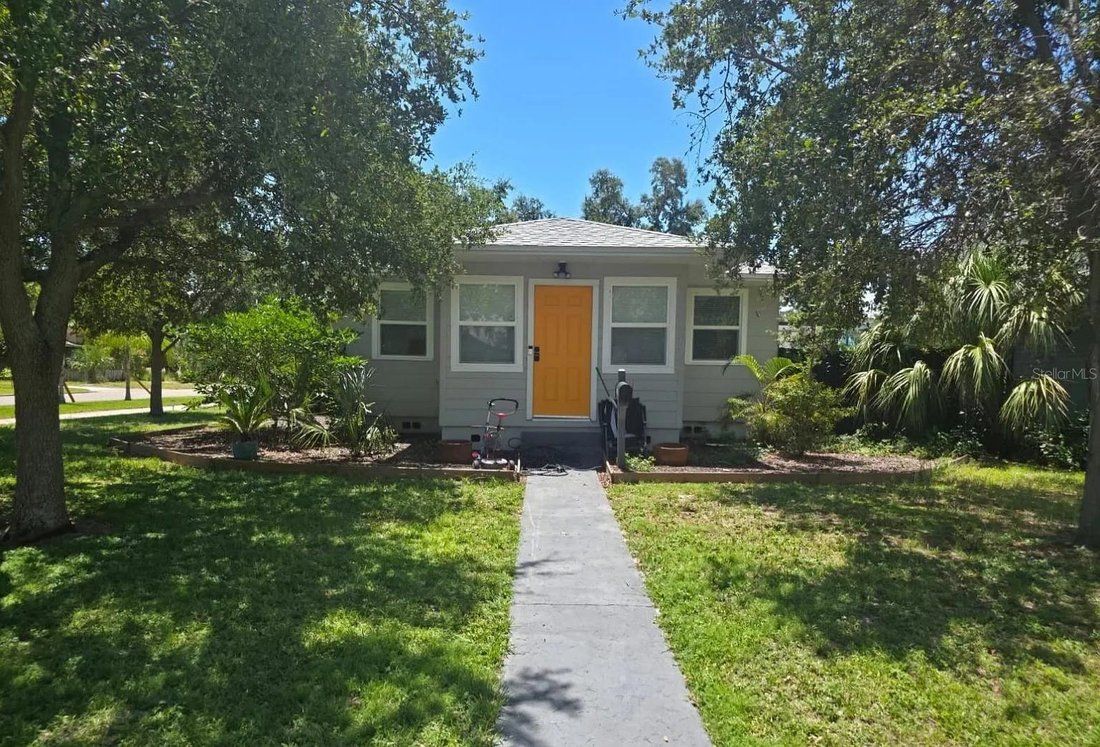 House in St. Petersburg, Florida, United States 2 - 19211094